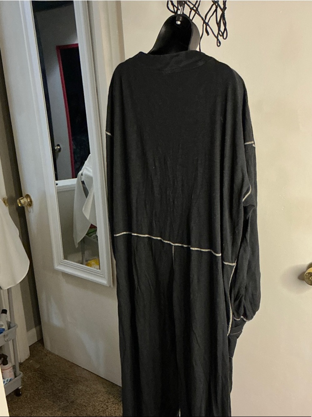 NATURAL LIFE Black V-Neck Long-Sleeve Jumpsuit with Contrast Stitching - Picture 4 of 10